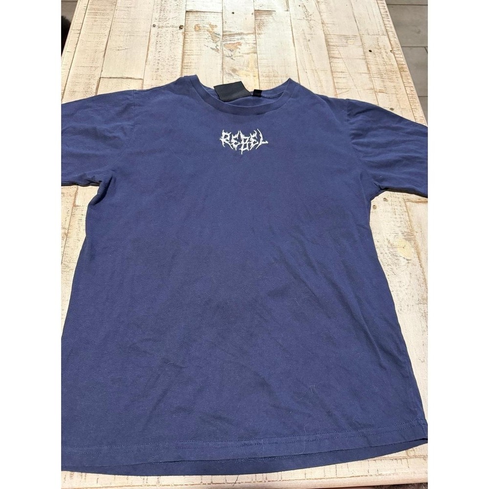 Rebel t-shirt - Picture 2 of 3